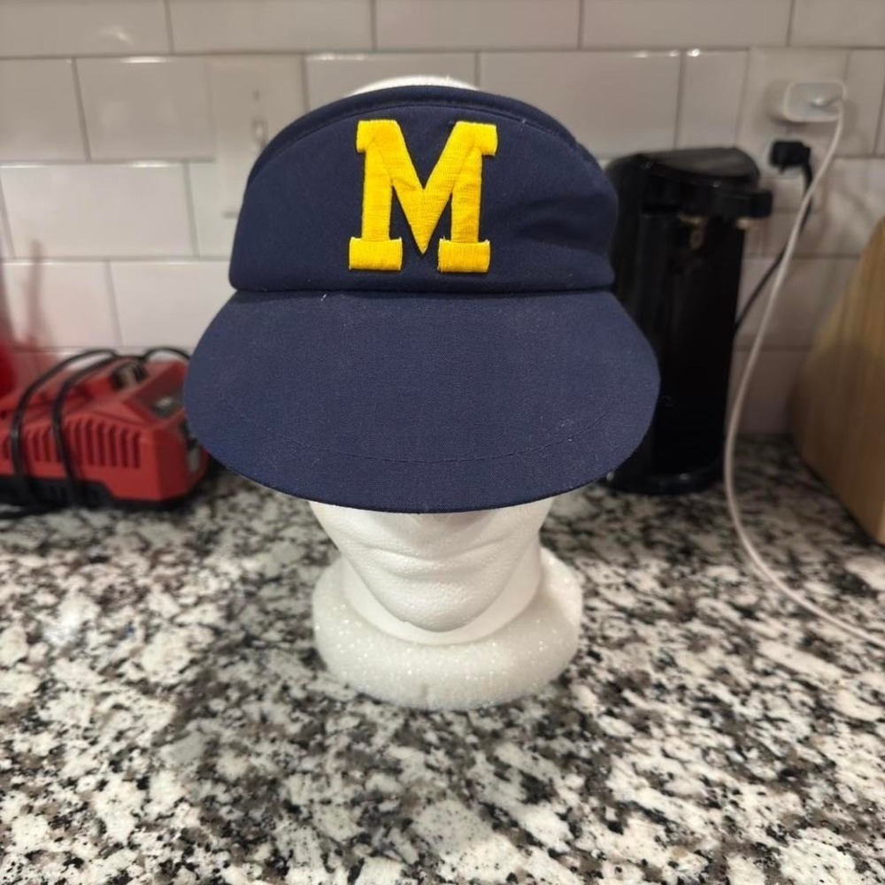 Vintage 90s Michigan Wolverines Visor Hat Adjustable Golf Football NCAA